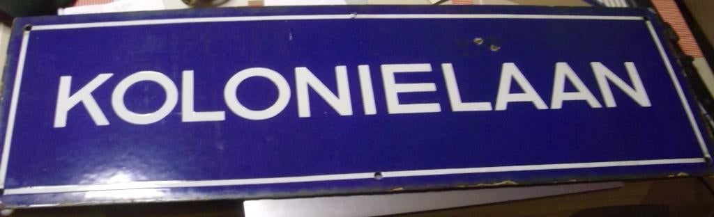 plaque emailée de rue , 70 x 23, Envoi