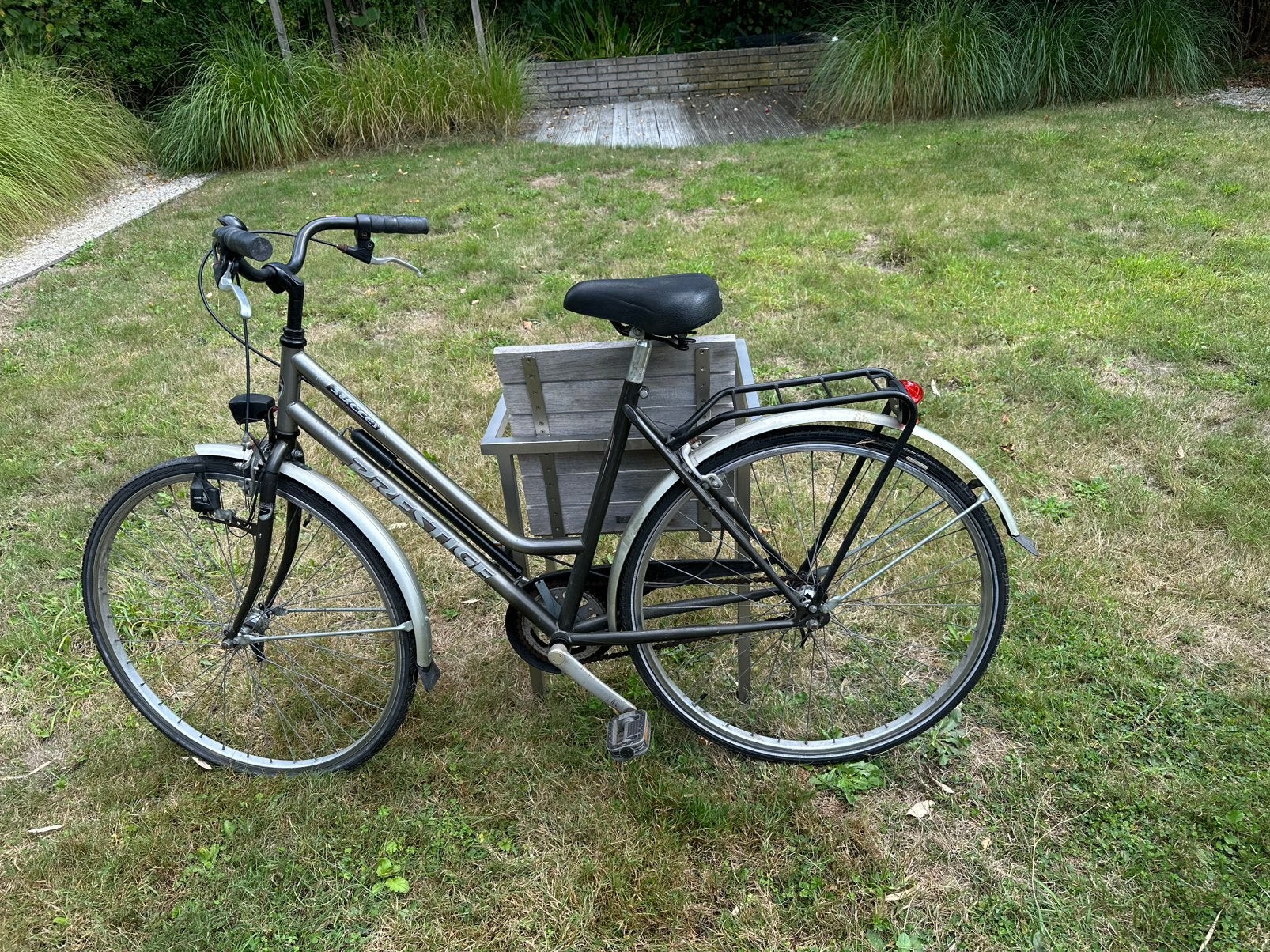 Damens fiets, Fietsen en Brommers, Ophalen, Gebruikt, Velgrem, Overige merken
