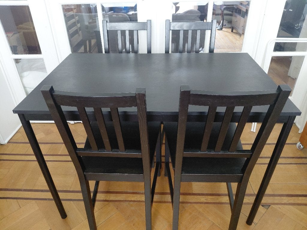 Table noir IKEA SANDSBERG 110x67 cm + 4 chaises PINNTORP, Maison & Meubles, Chaises, Enlèvement, Noir