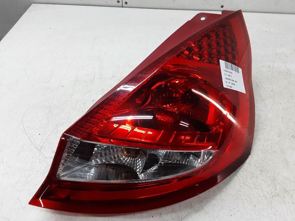 ACHTERLICHT RECHTS Ford Fiesta 6 (JA8) (8A61-13404-A), Gebruikt, Mevr. I. Hauben, Ford, Rue de l'Espoir 34 34
4030  GRIVEGNÉE, BE