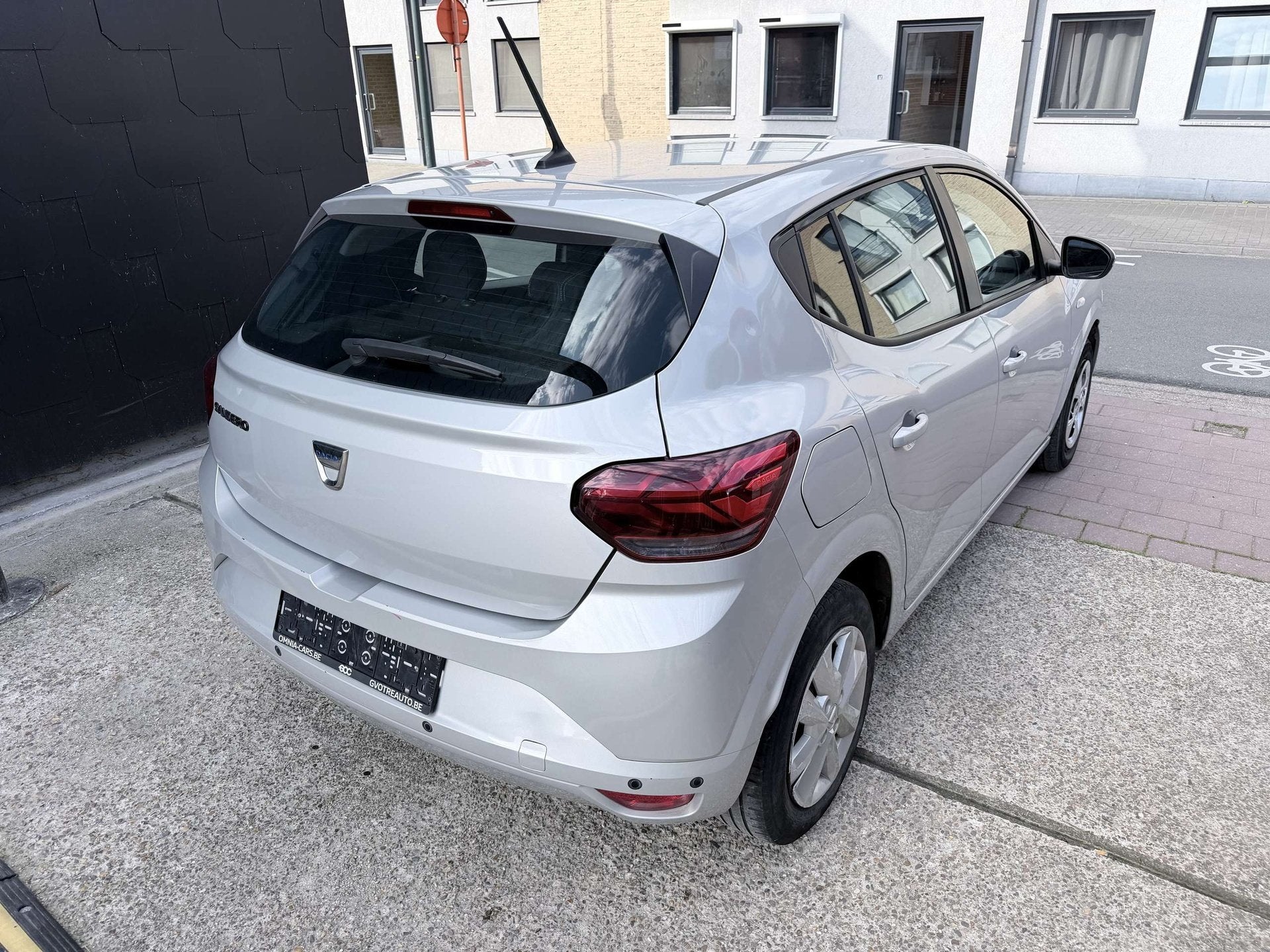 Dacia Sandero 1.0 TCe Edition Comfort Automaat | Navi | Came, Argent ou Gris, Achat, https://public.car-pass.be/vhr/8527f65b-0d73-40e1-8aeb-c5965c29f049
