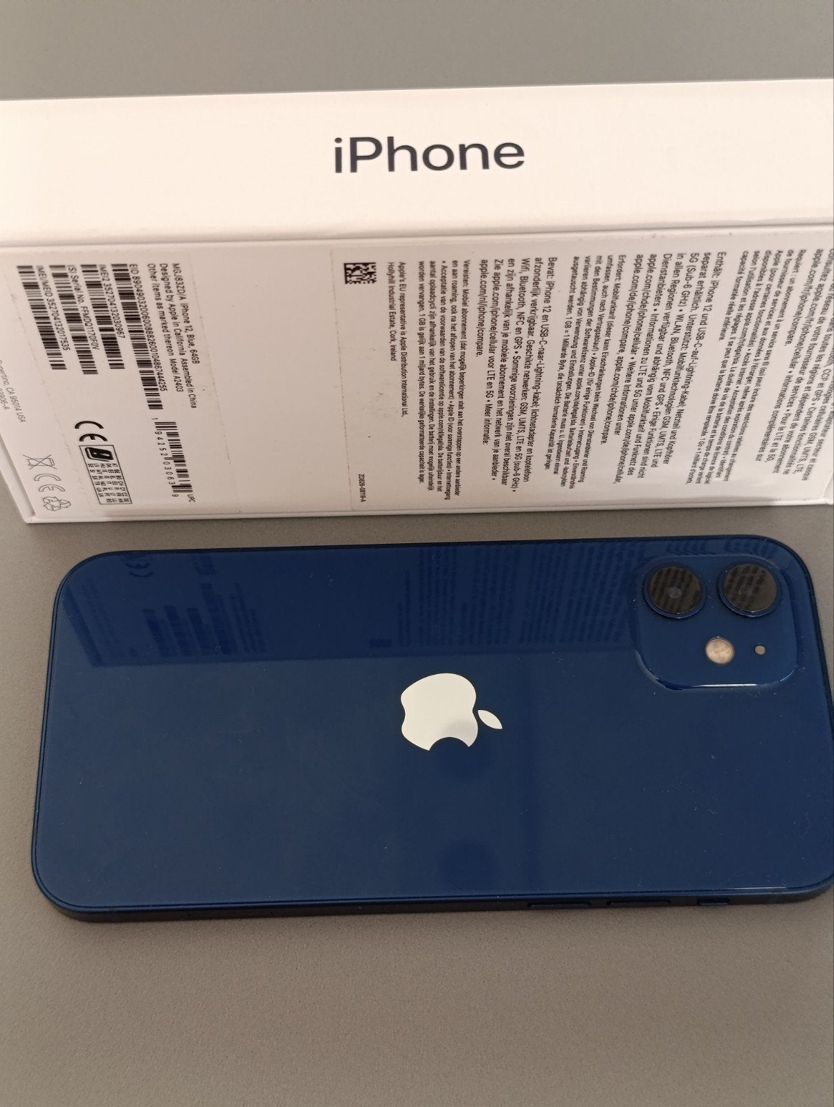iPhone 12 Blue 64GB, Telecommunicatie, Ophalen, 80 %, Blauw, Zo goed als nieuw