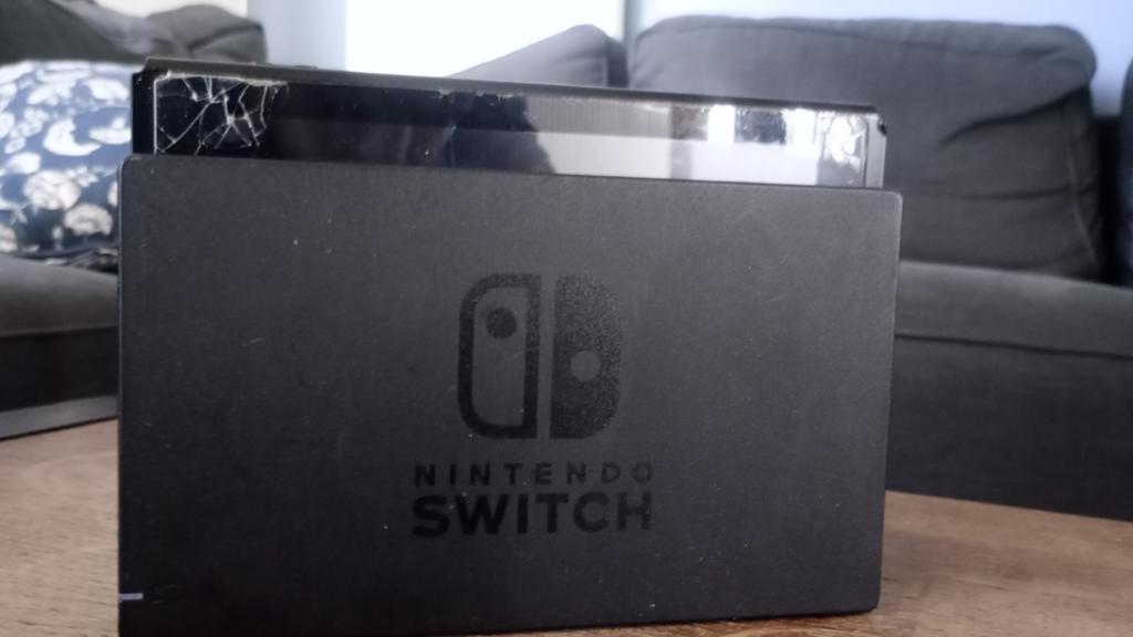 Nintendo switcht, Games en Spelcomputers, Spelcomputers | Nintendo Switch, Ophalen, Zonder controller