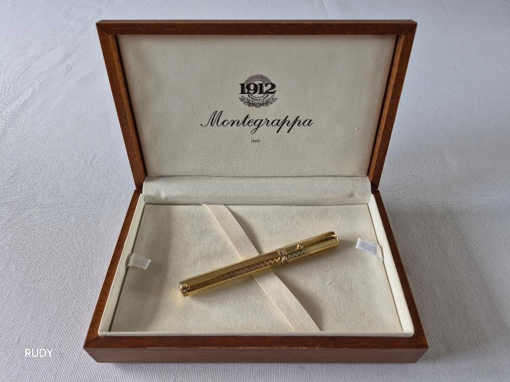 Montegrappa Reminiscence Vulpen 18K/750 semi-flex F-Nib, Collections, Stylos, Autres marques, Enlèvement ou Envoi, Avec boîte