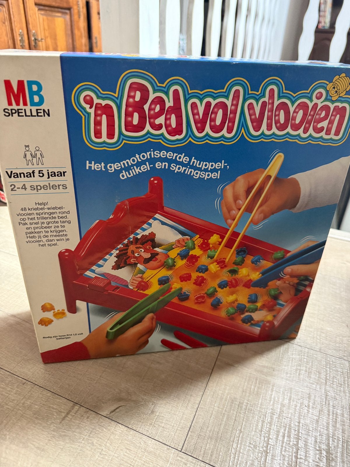 Een bed vol vlooien, Hobby en Vrije tijd, Drie of vier spelers, Ophalen, Gebruikt