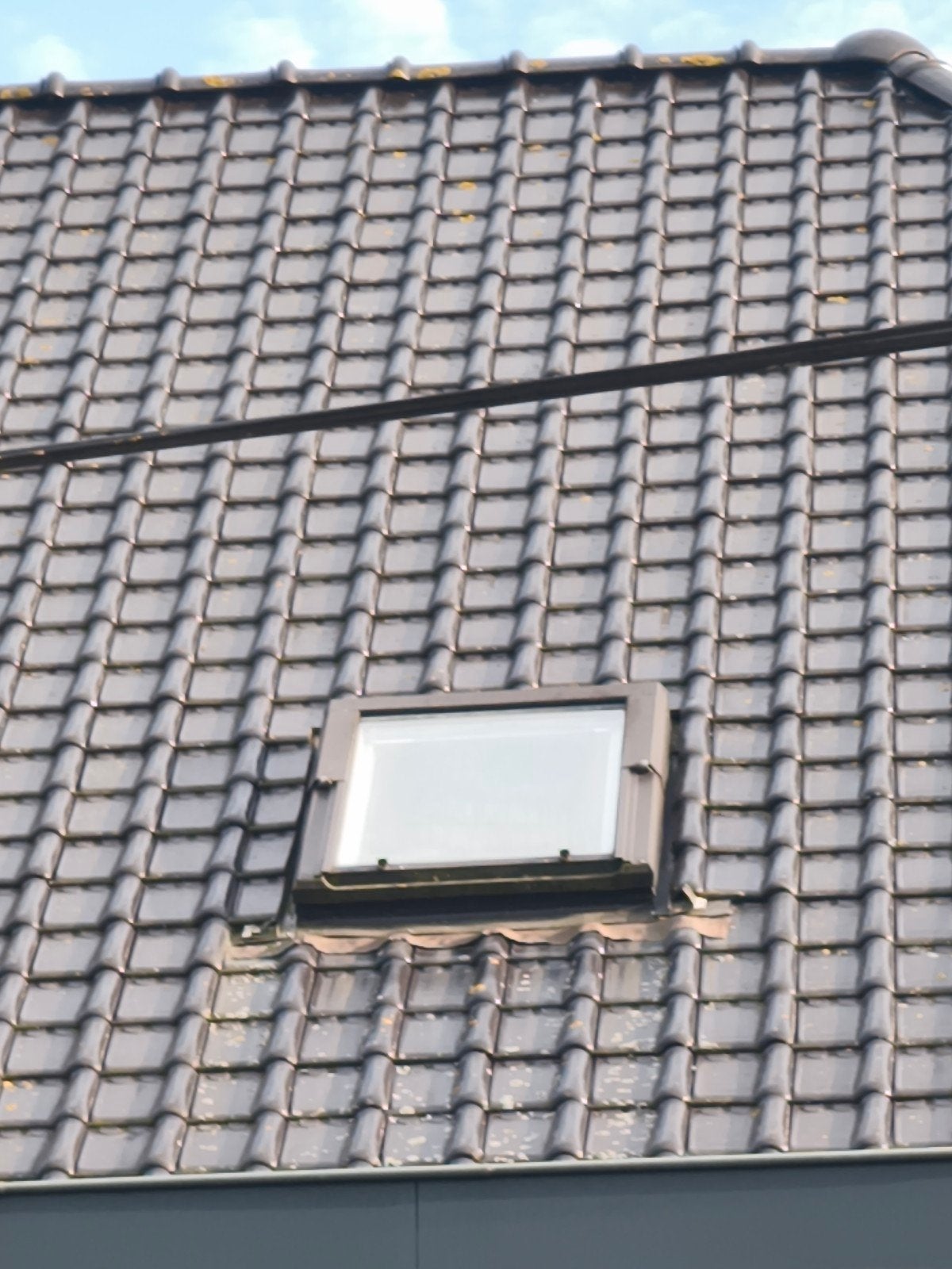 velux 98x78  (merk ROTO), Bricolage & Construction, Autres couleurs, Enlèvement, Utilisé, Autres types