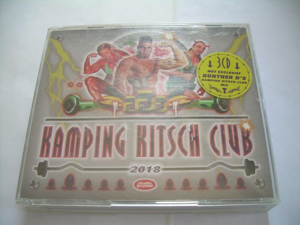 3 CD BOX - Kamping Kitsch Club 2018, Ophalen of Verzenden, Zo goed als nieuw, Dance, Boxset