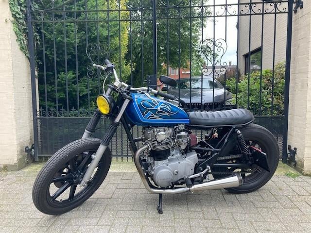 Yamaha XS 650 Brat - BE gekeurd, Motoren, Motoren | Yamaha, Particulier, Overig, meer dan 35 kW, 2 cilinders, Motorrijbewijs A