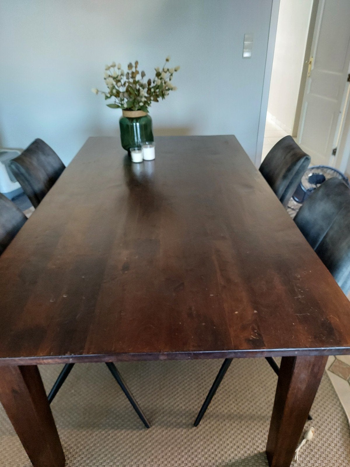 table à manger, Enlèvement