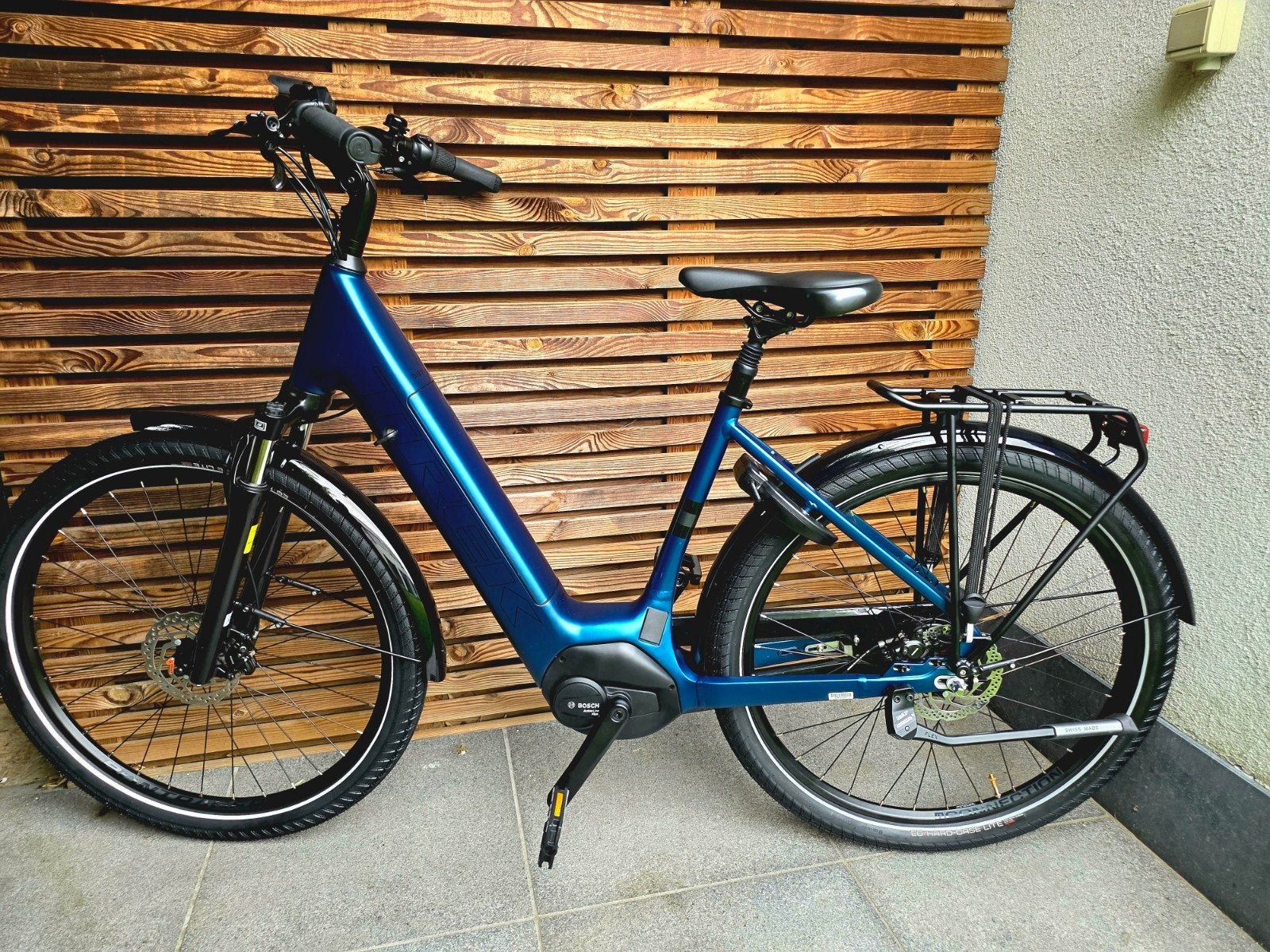 Trek District + 3 Lowstep M | 101 km | Système Bosch Smart, Vélos & Vélomoteurs, Vélos électriques, Neuf, Autres marques, 51 à 55 cm