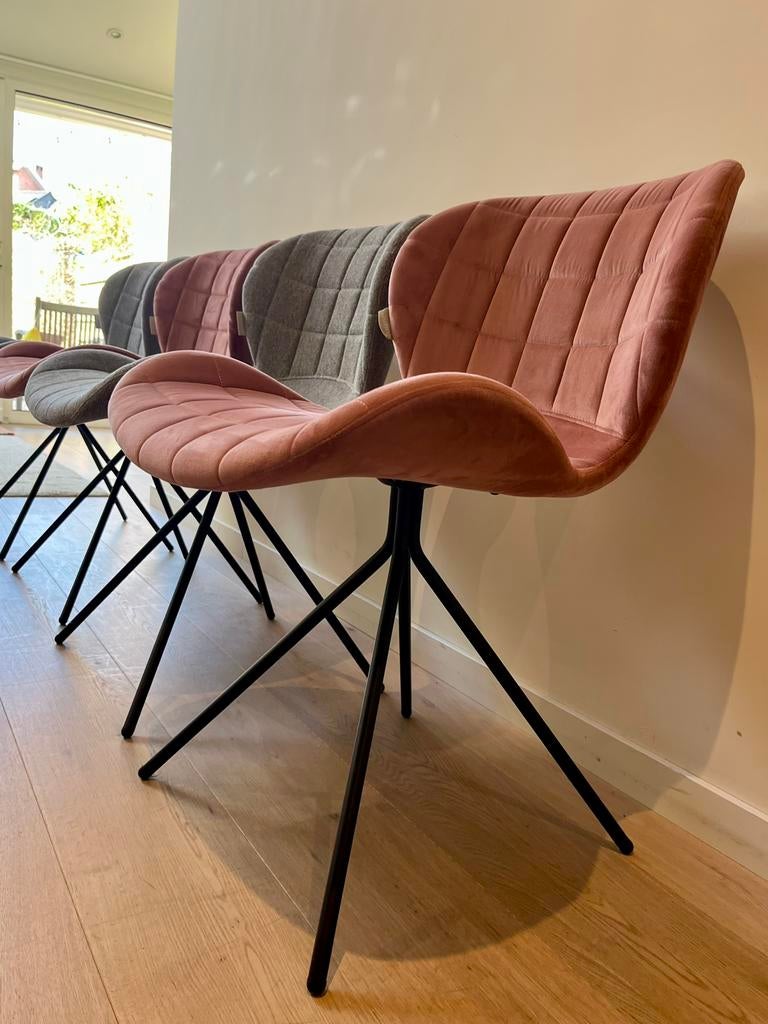 Eetkamerstoelen Zuiver (model OMG), Huis en Inrichting, Ophalen, Zo goed als nieuw
