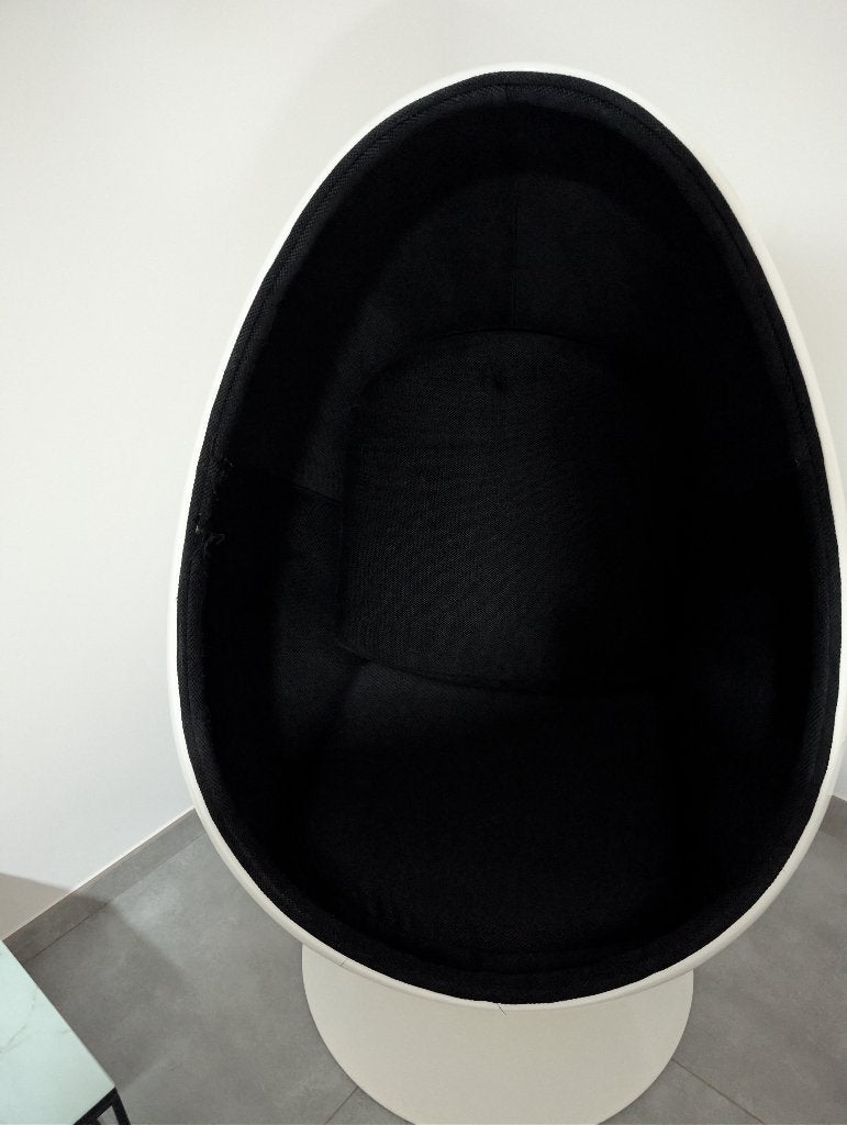 fauteuil œuf, Enlèvement, Utilisé