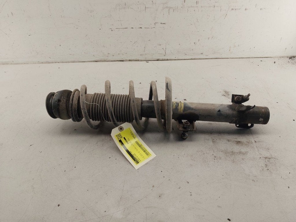 AMORTISSEUR OU ABSORBEUR DE CHOC AVANT GAUCHE Polo V (6R), Volkswagen, Volkswagen AG, Utilisé, Kundenbetreuung@volkswagen.de