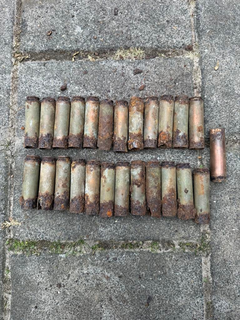 25x Duitse Luftwaffe MG FF Hulzen Koper gelakt Bovo WW2, Verzamelen, Militaria | Tweede Wereldoorlog, Ophalen of Verzenden, Landmacht