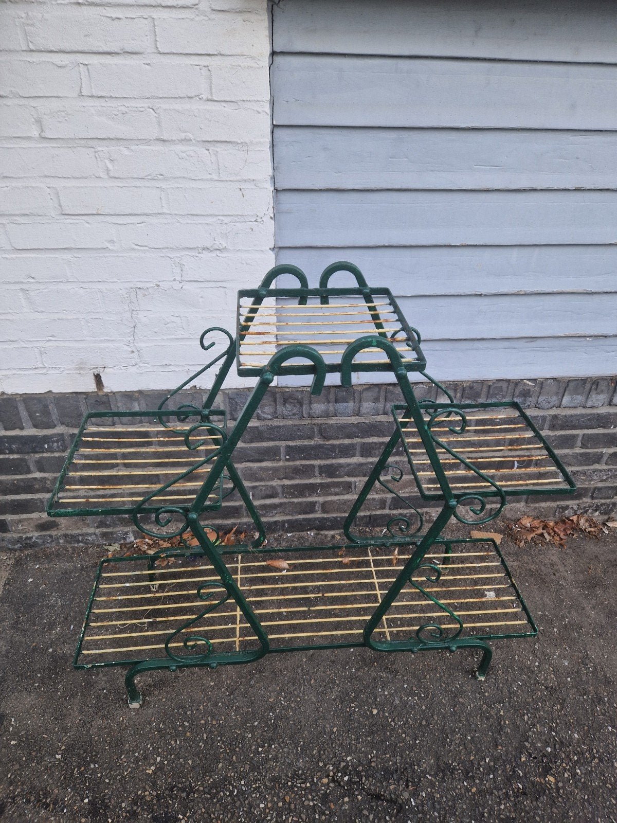 oud plantenrekje ijzer 80/90cm groen €50, Ophalen