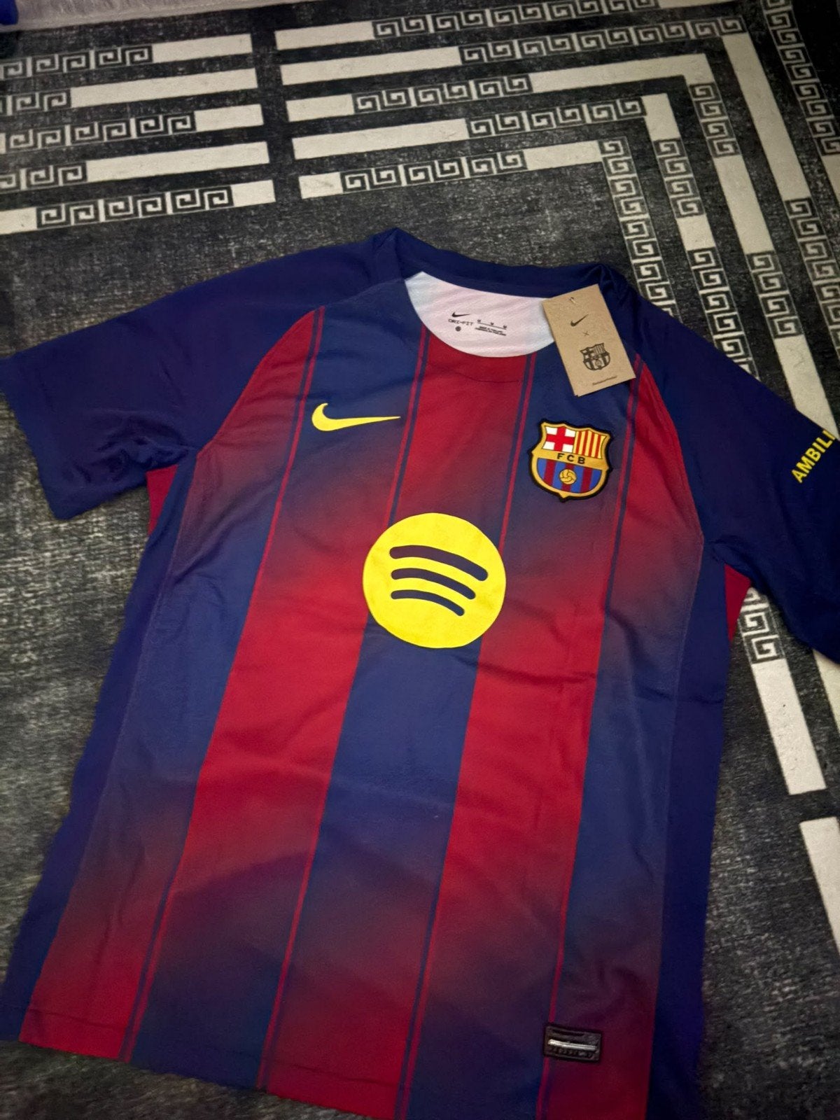 FC Barcelona Lamine Yamal, Taille L, Enlèvement ou Envoi, Neuf, Maillot