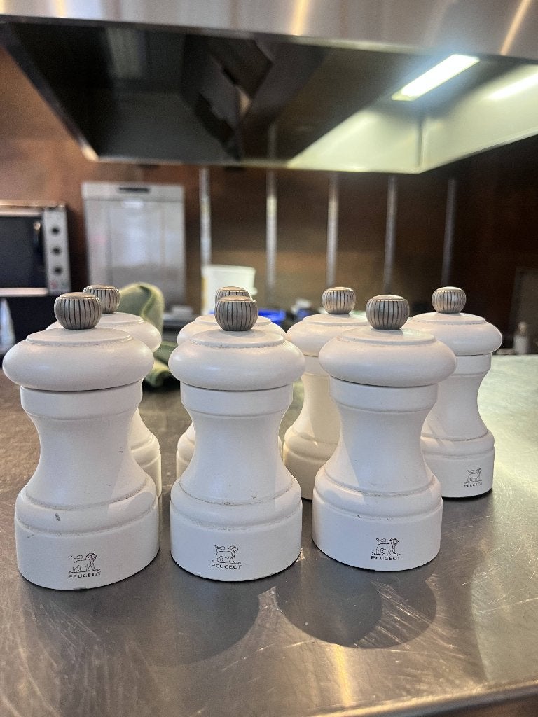 Peugeot mini zoutmolen, Huis en Inrichting, Keuken | Keukenbenodigdheden, Ophalen, Hout, Overige merken, Overige typen