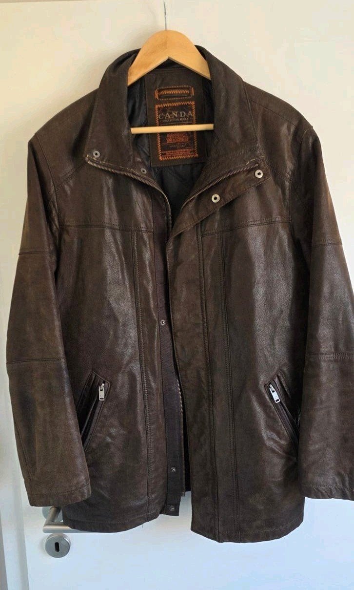 Canda brand leather jacket, Ophalen