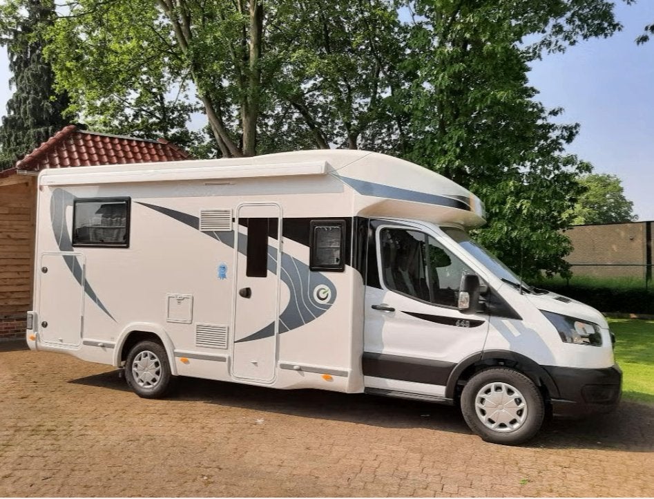 Ford Chausson First Line - instapklaar en volledig uitgerust, Caravanes & Camping, Caméra de recul, 6 à 7 mètres, Boîte manuelle