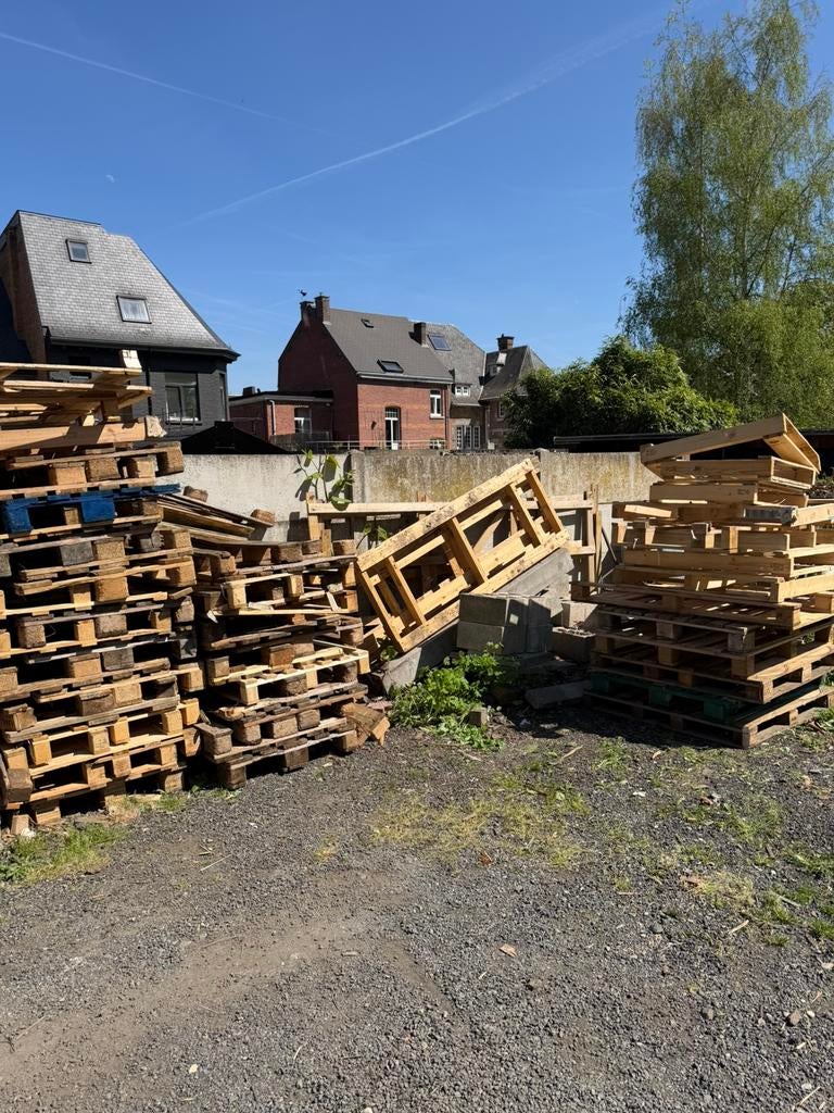 Palettes pour bois de chauffage ou autres, Jardin & Terrasse, Bois de chauffage, Enlèvement ou Envoi