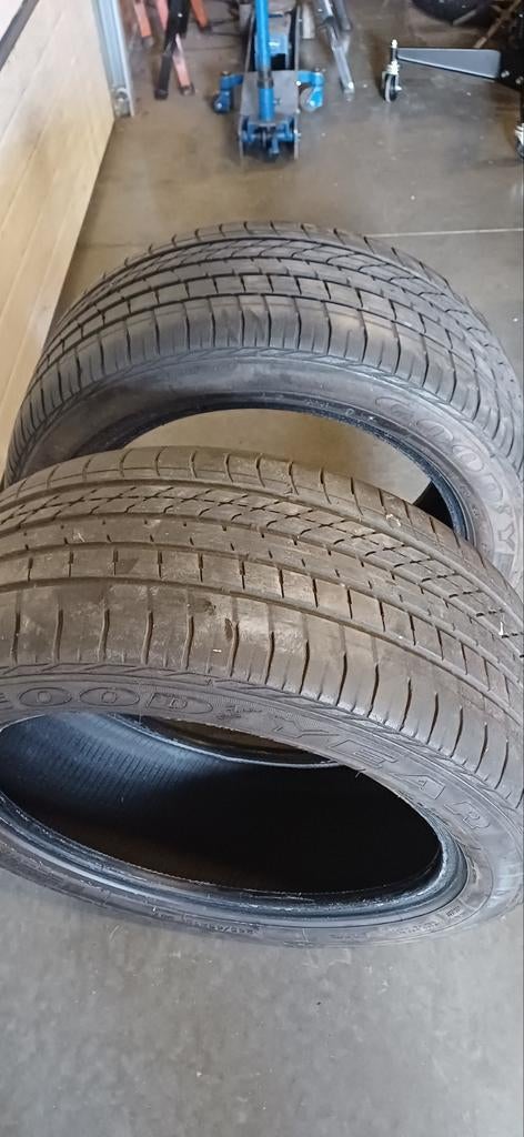 2 banden Goodyear run flat 245 45 18, Auto-onderdelen, Banden en Velgen, Ophalen, Band(en)
