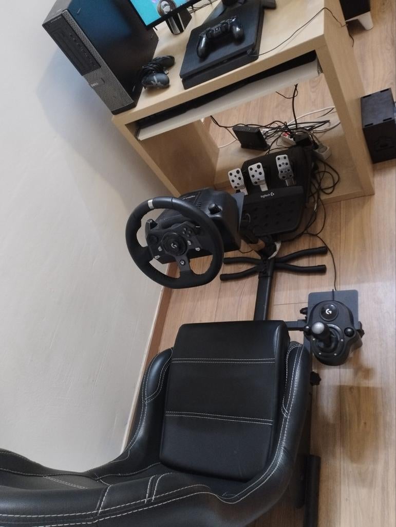 Logitech G920 stuur set+gamestoel, Games en Spelcomputers, Ophalen