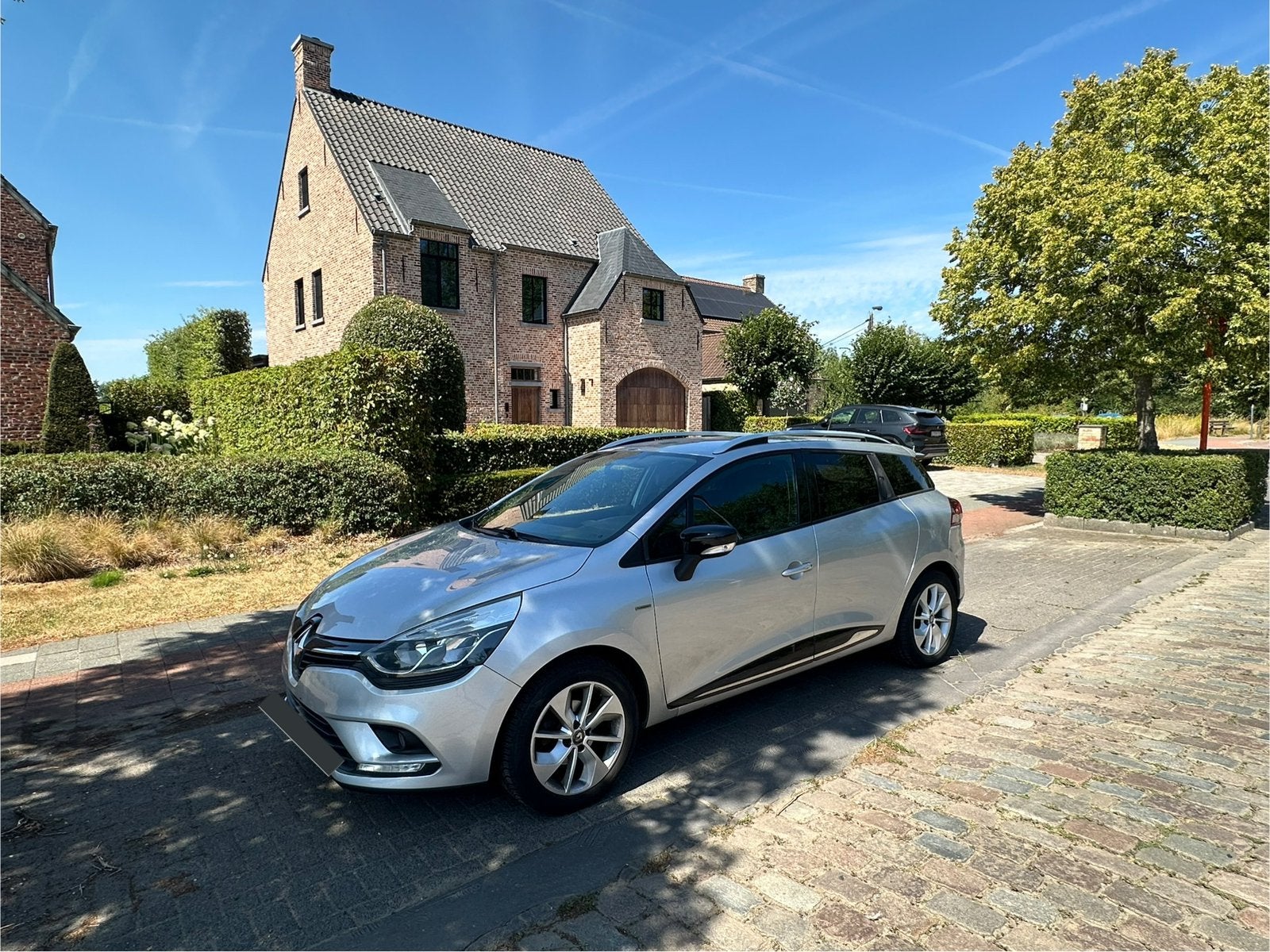Renault Clio Essence 2017 Blank Approuvé, Autos, Renault, Particulier, Clio, Bluetooth, Essence, Euro 6, 5 portes, Boîte manuelle