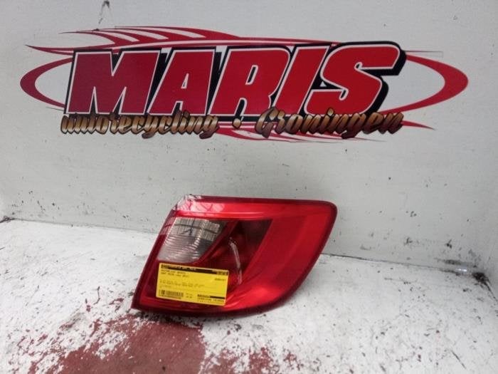Feu arrière droit d'un Seat Ibiza, -, -, 3 mois de garantie, Utilisé