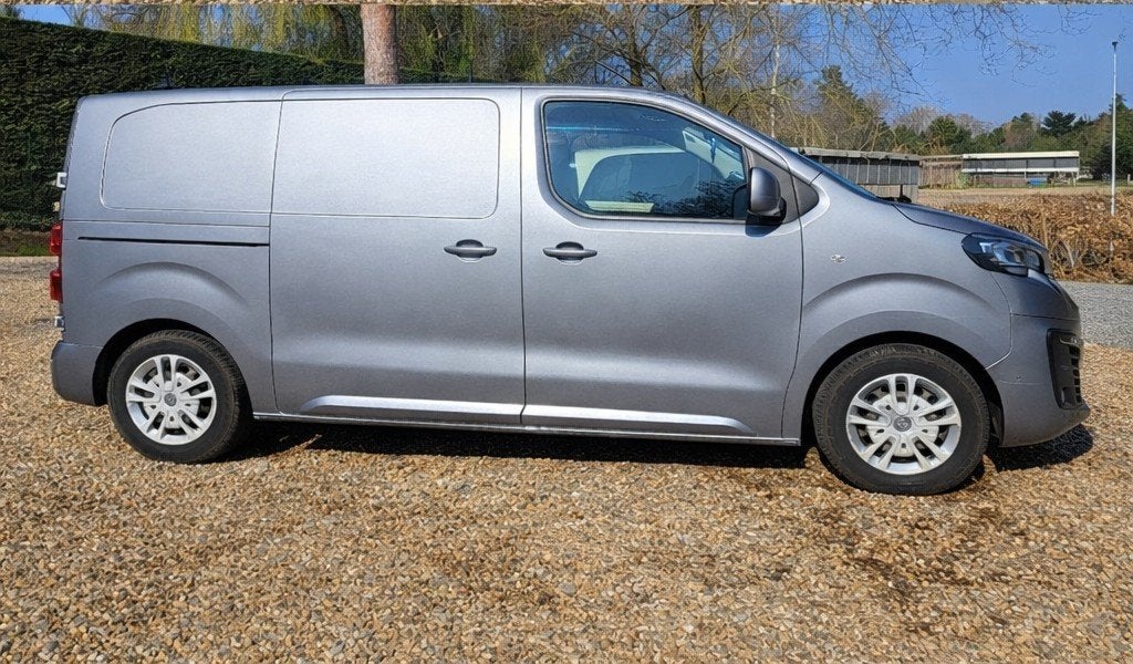 Peugeot Expert  2.0 BlueHDi, Autos, Camionnettes & Utilitaires, Argent ou Gris, Achat, Euro 6, Noir
