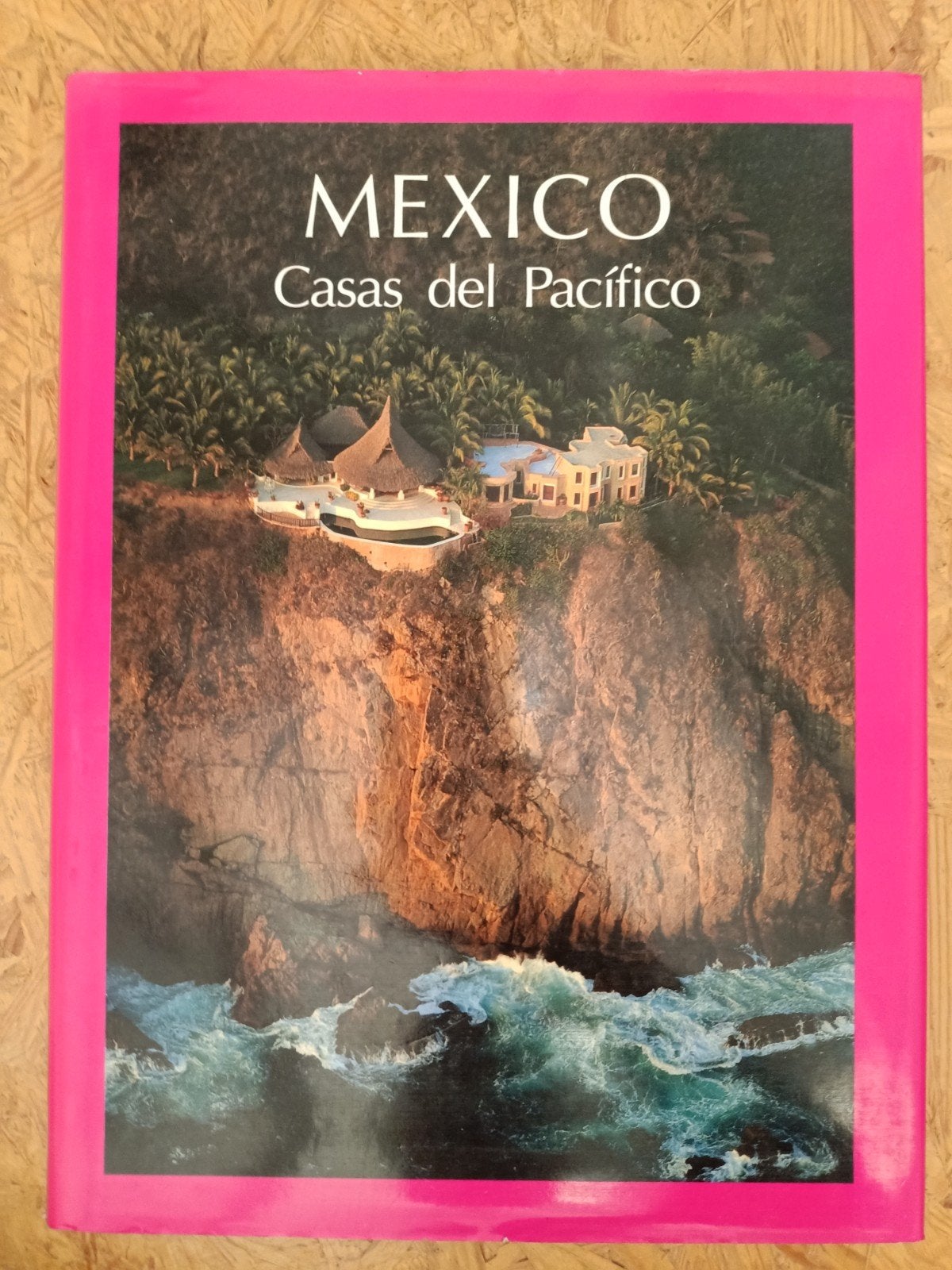 Mexicaanse huizen in de Stille Oceaan, Ophalen of Verzenden, Gelezen