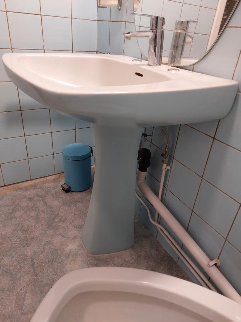 Lavabo vintage (avec ou sans miroir ou bidet), Lavabo ou Évier, Moins de 100 cm, Enlèvement, Utilisé
