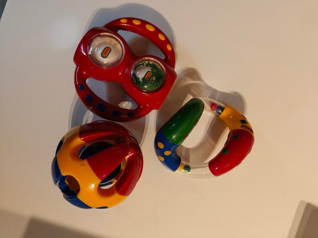 Babyspeelgoed tolo, Enlèvement