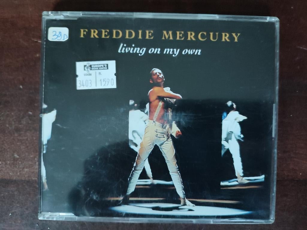 CD maxi : FREDDIE MERCURY - LIVING ON MY OWN, Cd's en Dvd's, Ophalen of Verzenden, Zo goed als nieuw