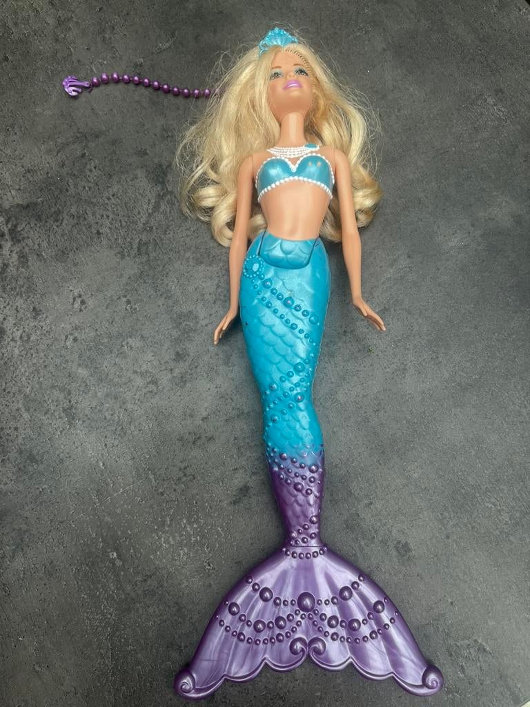 Barbie zeemeermin, Ophalen, Barbie