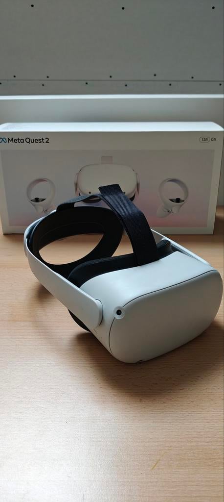 VR bril: Meta Quest 2 (128Gb) + Anker charging dock + elite, Games en Spelcomputers, Ophalen, Zo goed als nieuw