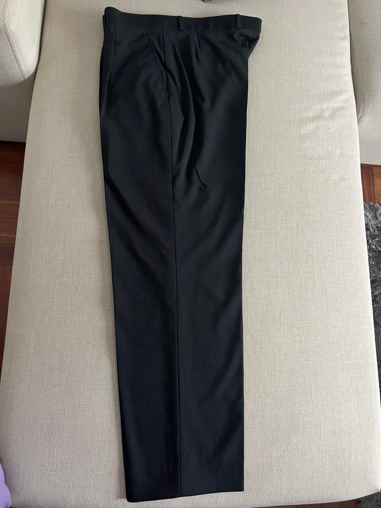 Pantalon de costume gris foncé Carrare taille 48 106 cm, Vêtements | Hommes, Comme neuf, Taille 48/50 (M), Gris
