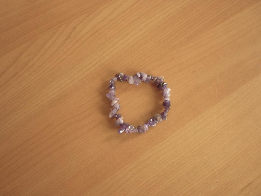 Paarse halfedelstenen armband met amethisten, Enlèvement ou Envoi, Élastique