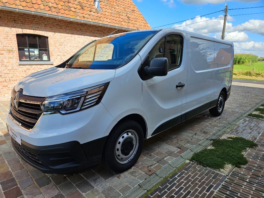 Renault Trafic 2.0DCI VERLENGD L2 NAVI AIRCO CRUISE PDC, Auto's, Voorwielaandrijving, 186 g/km, Stof, 4 cilinders