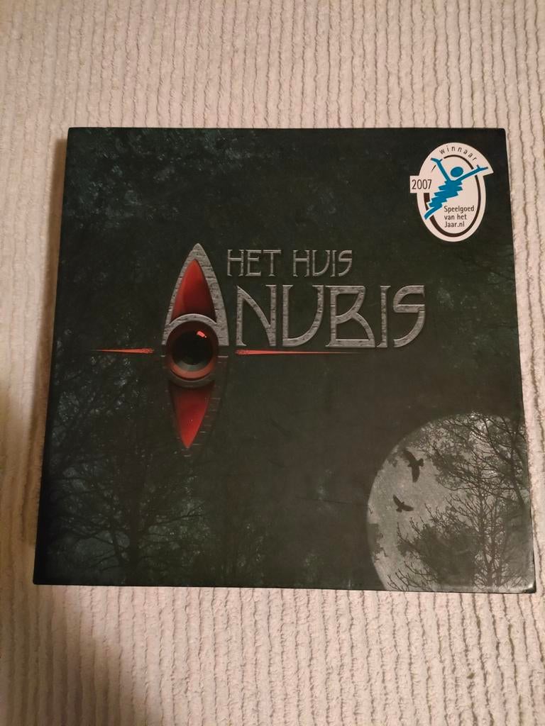 Het huis Anubis, Hobby en Vrije tijd, Ophalen, Zo goed als nieuw