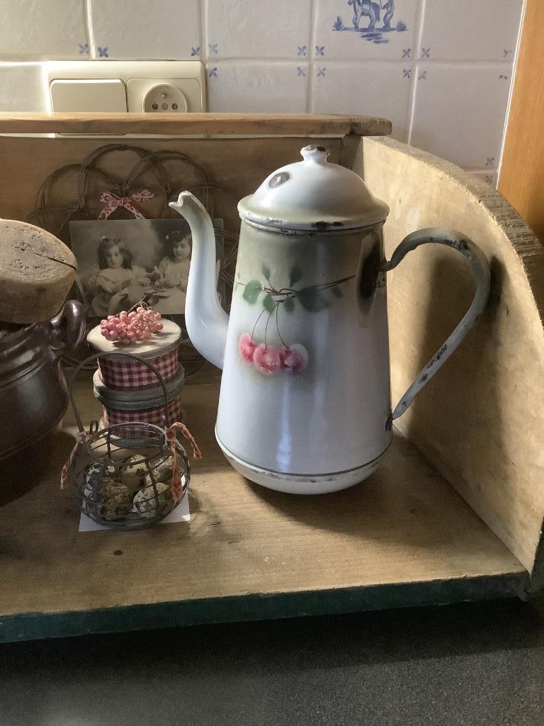 Oude Brocante koffiekan, Ophalen of Verzenden