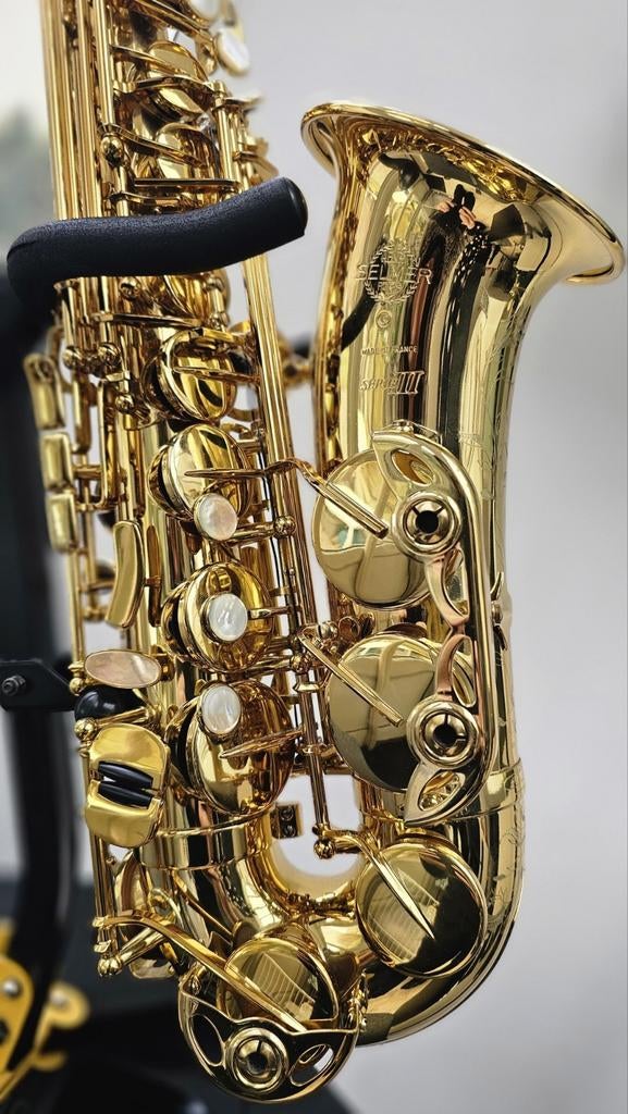 Selmer serie 3 in nieuwstaat met prachtige gravure + koffer, Ophalen, Met koffer