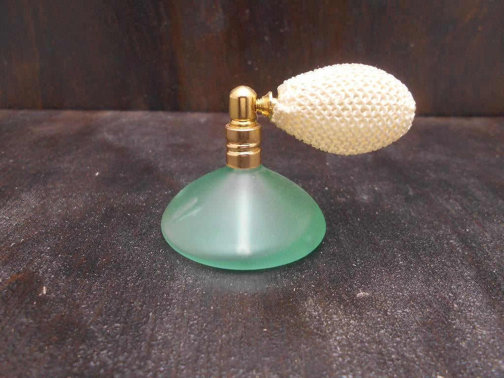 petit vaporisateur Yves Rocher " Vie privée " vide, Ophalen of Verzenden, Gebruikt