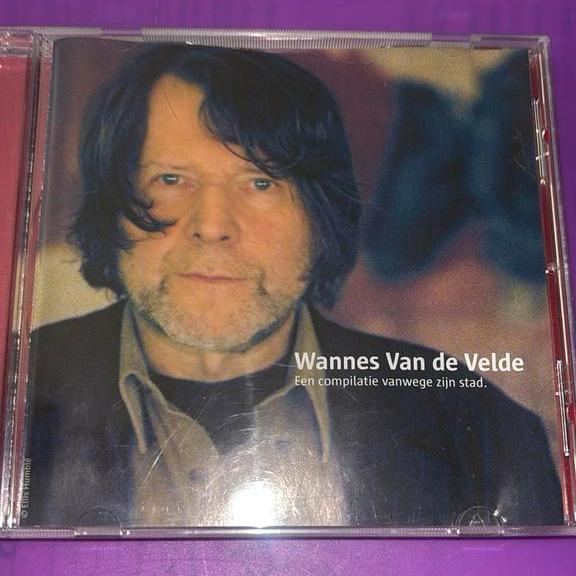 NIEUWSTAAT CD WANNES VAN DE VELDE/COMPILATIE VANW.ZIJN STAD, Cd's en Dvd's, Ophalen of Verzenden, Zo goed als nieuw