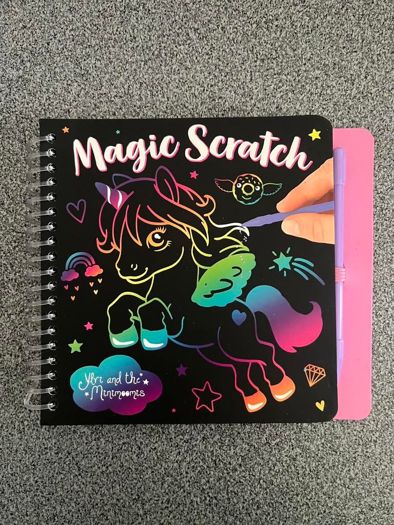 Magic Scratch boek Ylvi en de Minimoomis, Enlèvement ou Envoi, Comme neuf