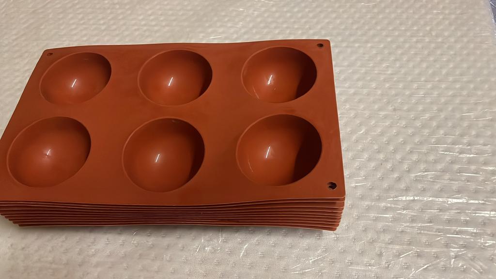 10 stuks Siliconen Bakvorm Halve Bol Ø70h35mm (6), Ophalen, Zo goed als nieuw