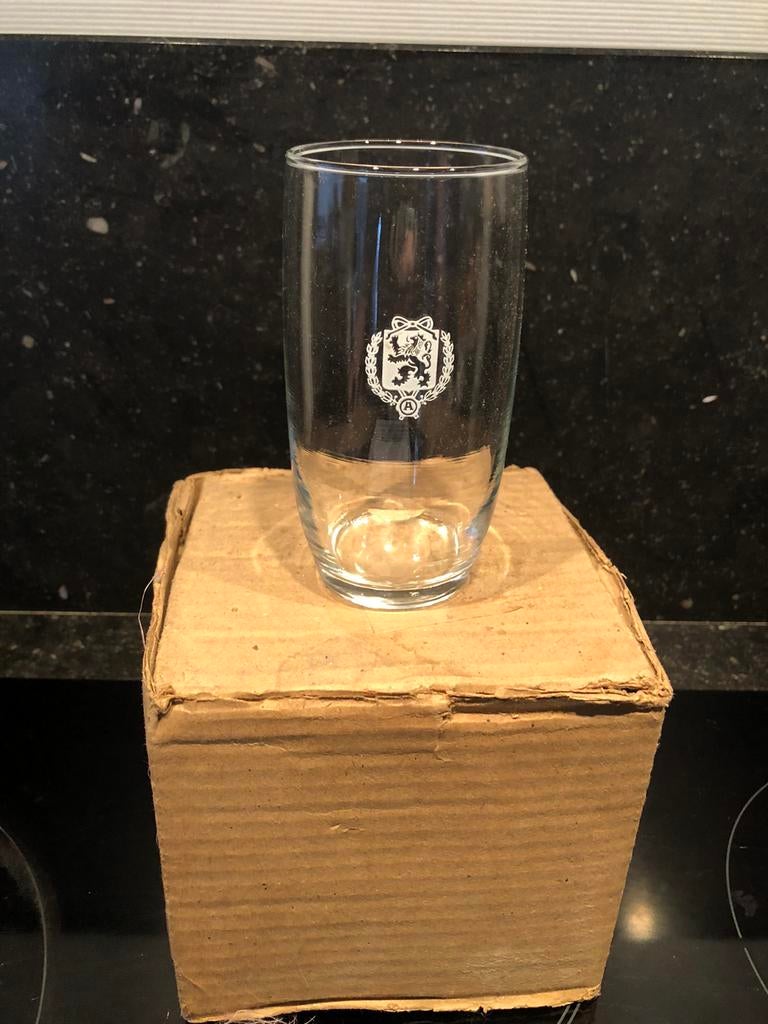 cirstal alken glas (x4) in verpakking, Enlèvement ou Envoi, Comme neuf, Verre ou Verres, Autres marques