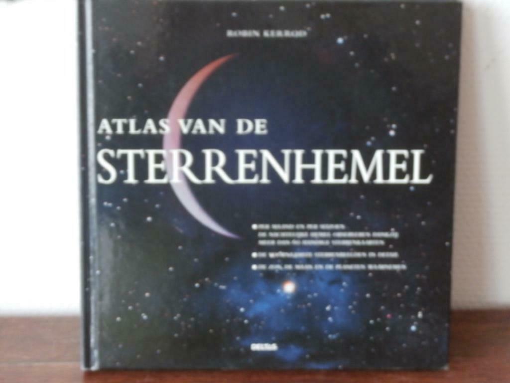 Atlas du ciel étoilé - Robin Kerrod, Enlèvement ou Envoi, Neuf, Autres sciences