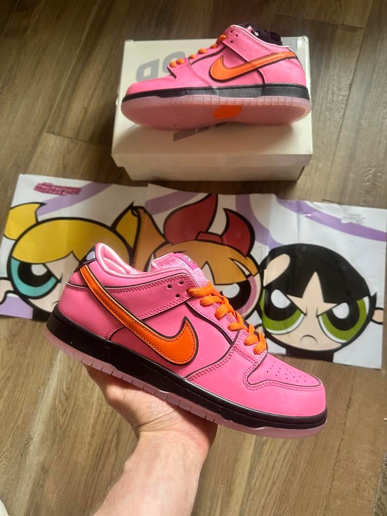 Nike SB Dunk Low The Powerpuff Blossom 43 pour filles, Enlèvement ou Envoi