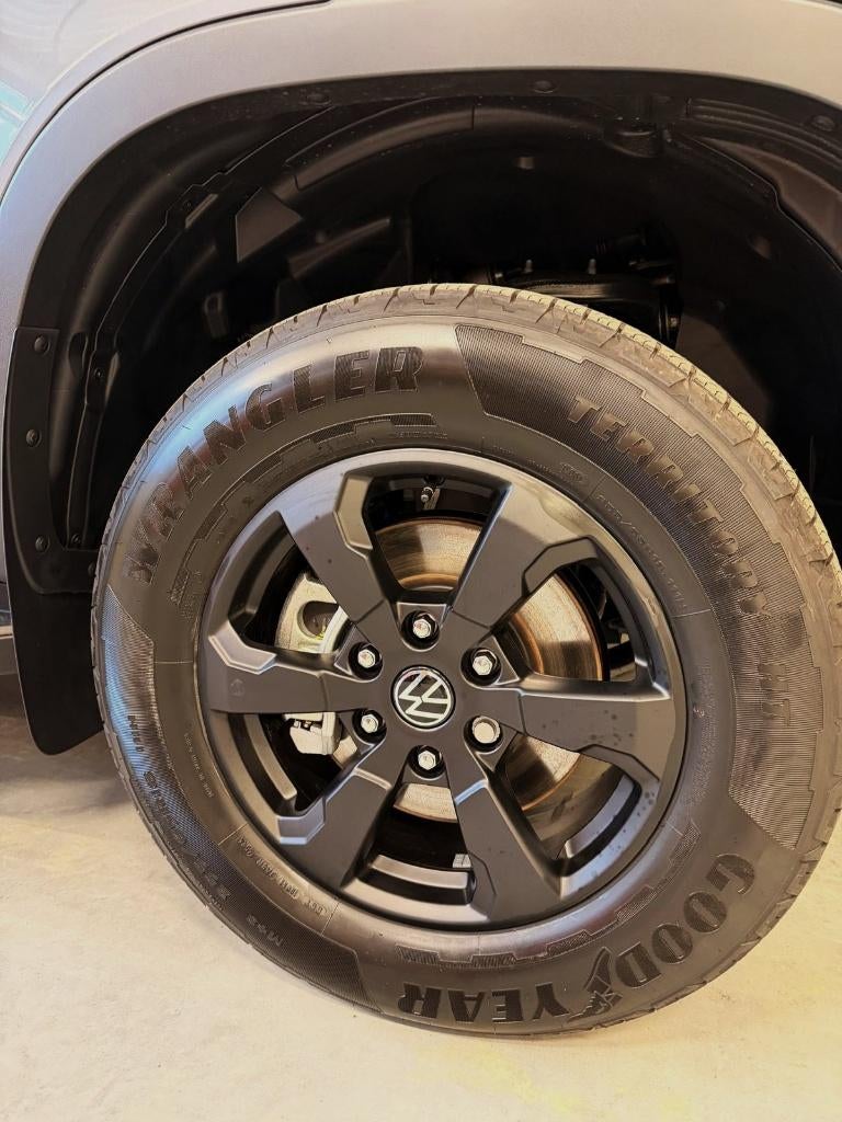 Originele wielen + banden Volkswagen Amarok, Autos : Pièces & Accessoires, Pneus & Jantes, Neuf, Pneus et Jantes, 18 pouces, Enlèvement