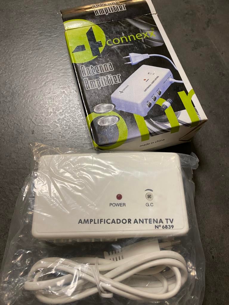 Amplificateur d'antenne TV - Nouveau, Enlèvement ou Envoi, Neuf